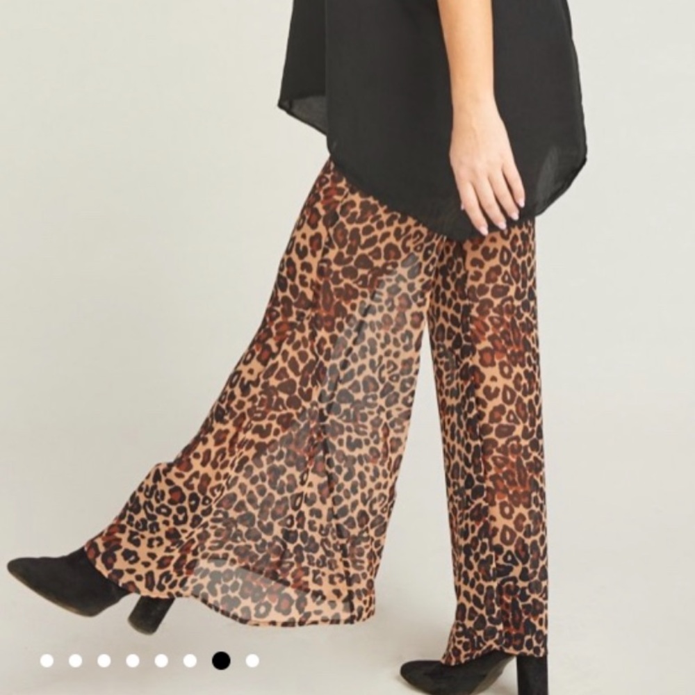 Show Me Your MuMu Roberts Python Print Party Pants - Picture 3 of 6